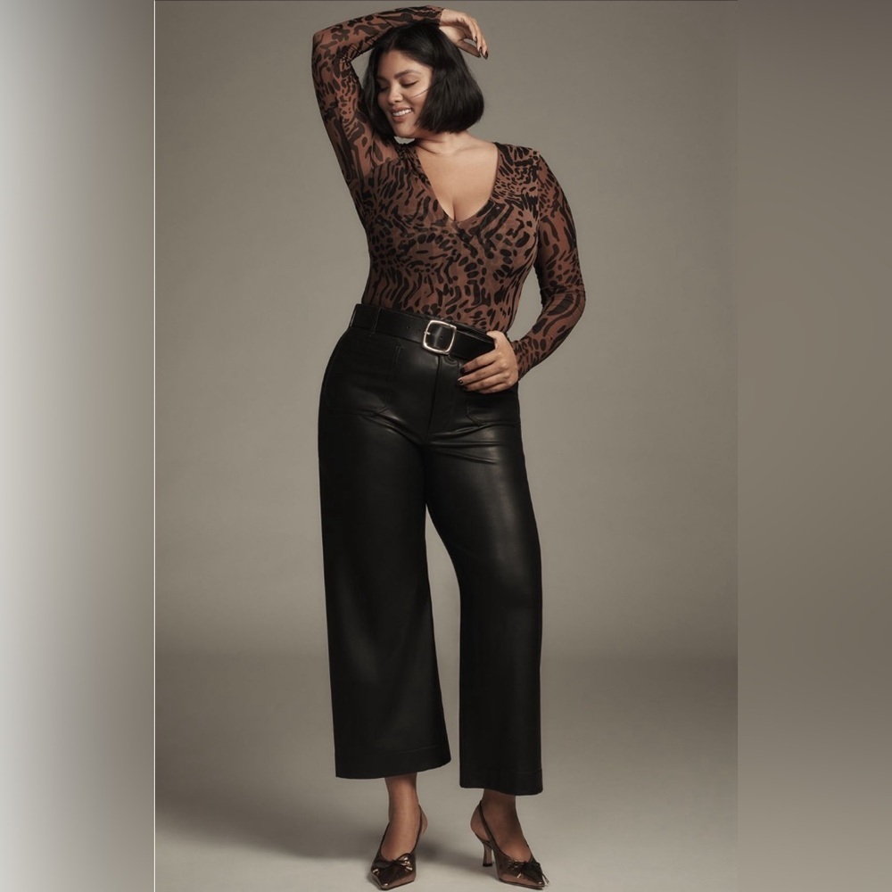 NWT! Anthro The Colette Faux-Leather Crop Wide-Leg Pants by Maeve 🕸️ 🎬